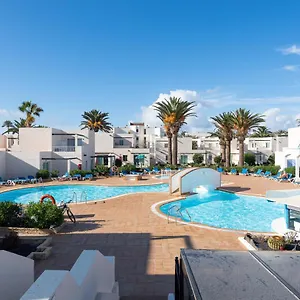https://apartamento-13-con-terraza-y-piscina-en-corralejo.hotelsfuerteventura.org