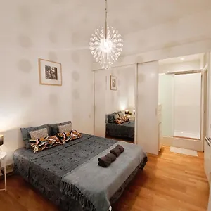https://private-rooms-in-born-barcelona.topbarcelonahotels.com